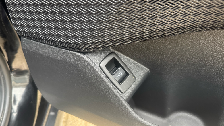 BMW iX1 230kW xDrive30 xLine 65kWh 5dr Auto Electric Estate